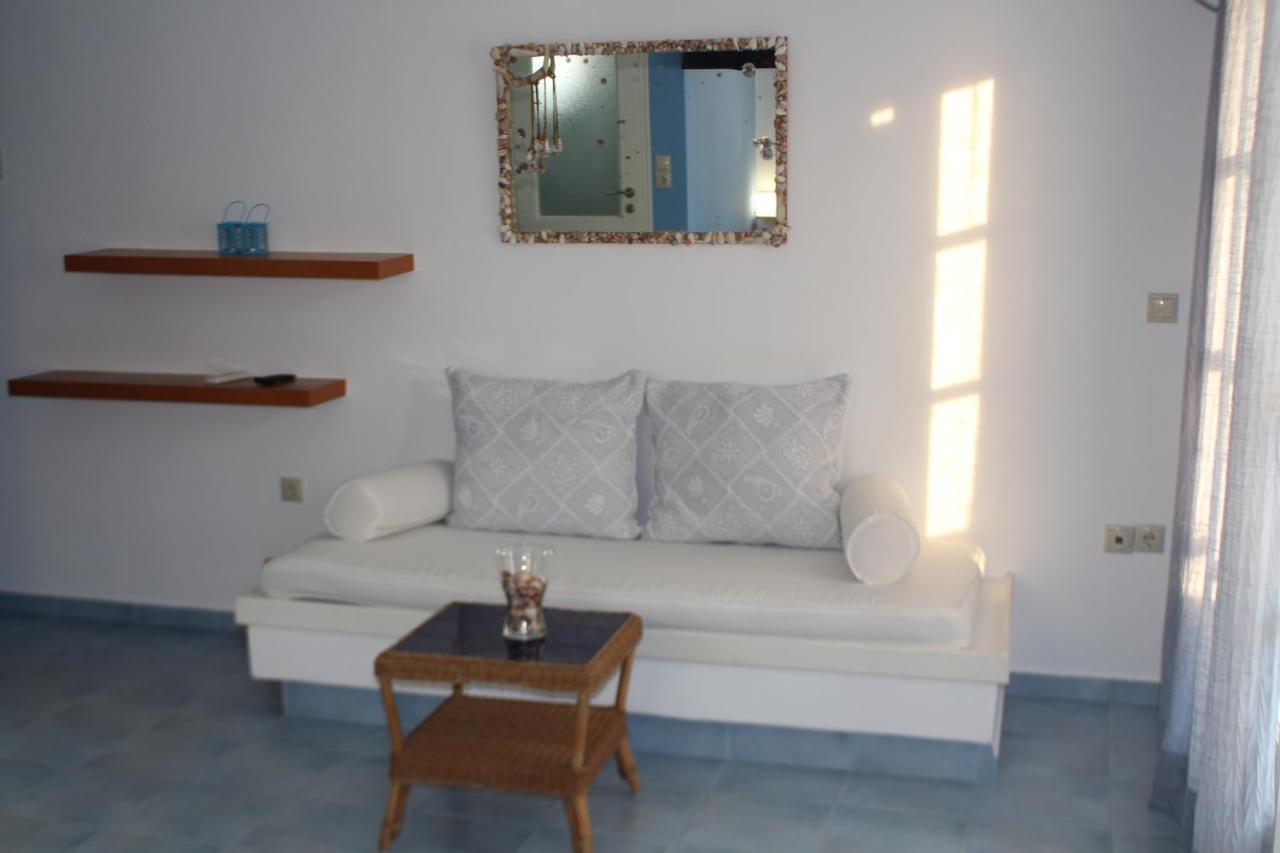 Inaxos Studios, Viewing Apollo Temple. Naxos City Ngoại thất bức ảnh